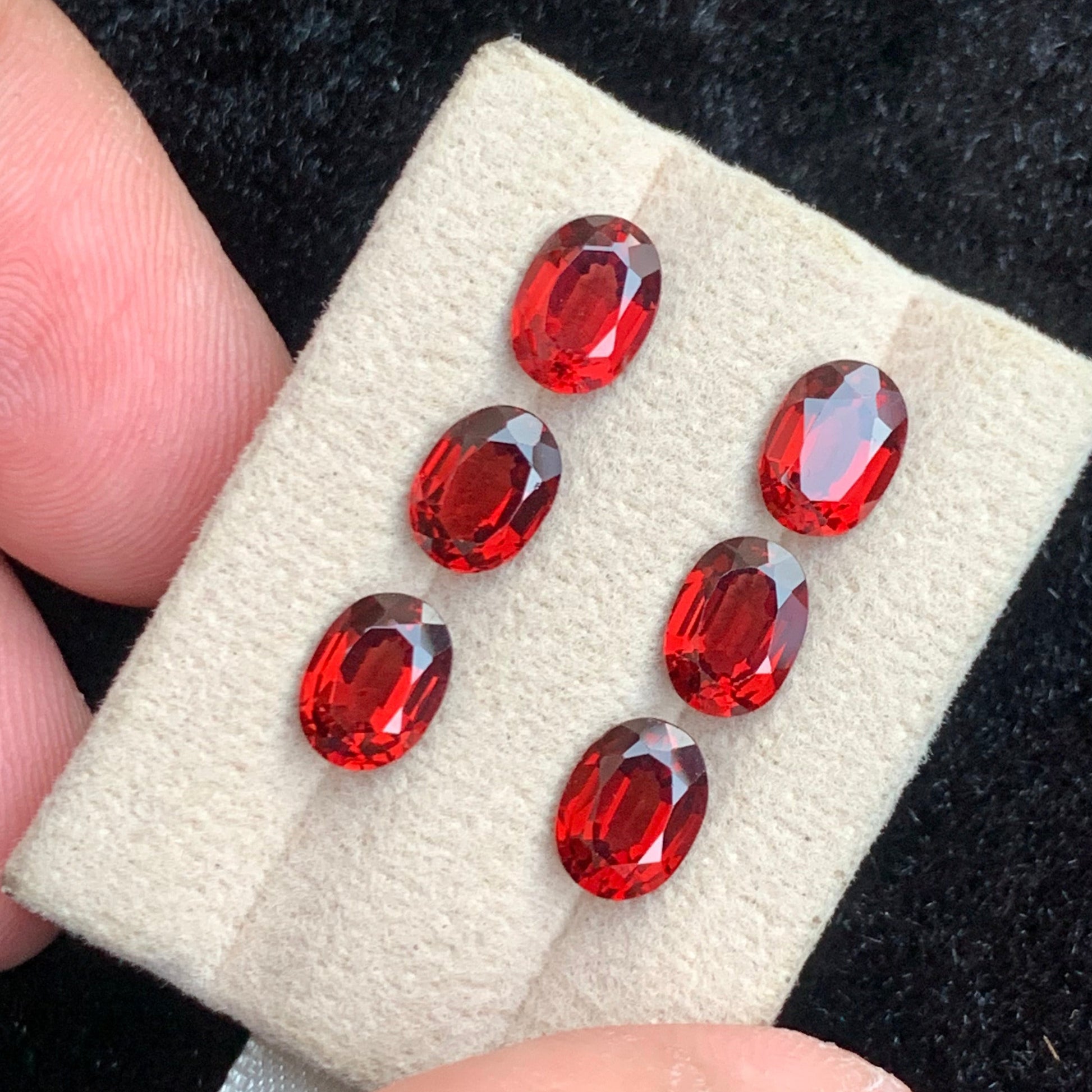 Rhodolite Garnet rings
Rhodolite Garnet pendant