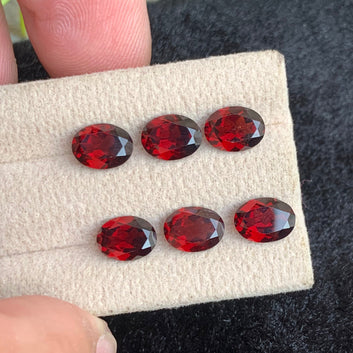  Rhodolite Garnet rings
 Rhodolite Garnet pendant