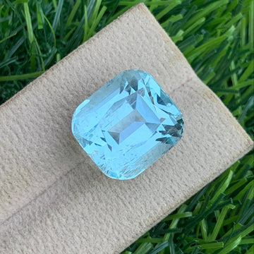 18.55 Carats Natural Aquamarine Gemstone with Cushion Shape from Africa