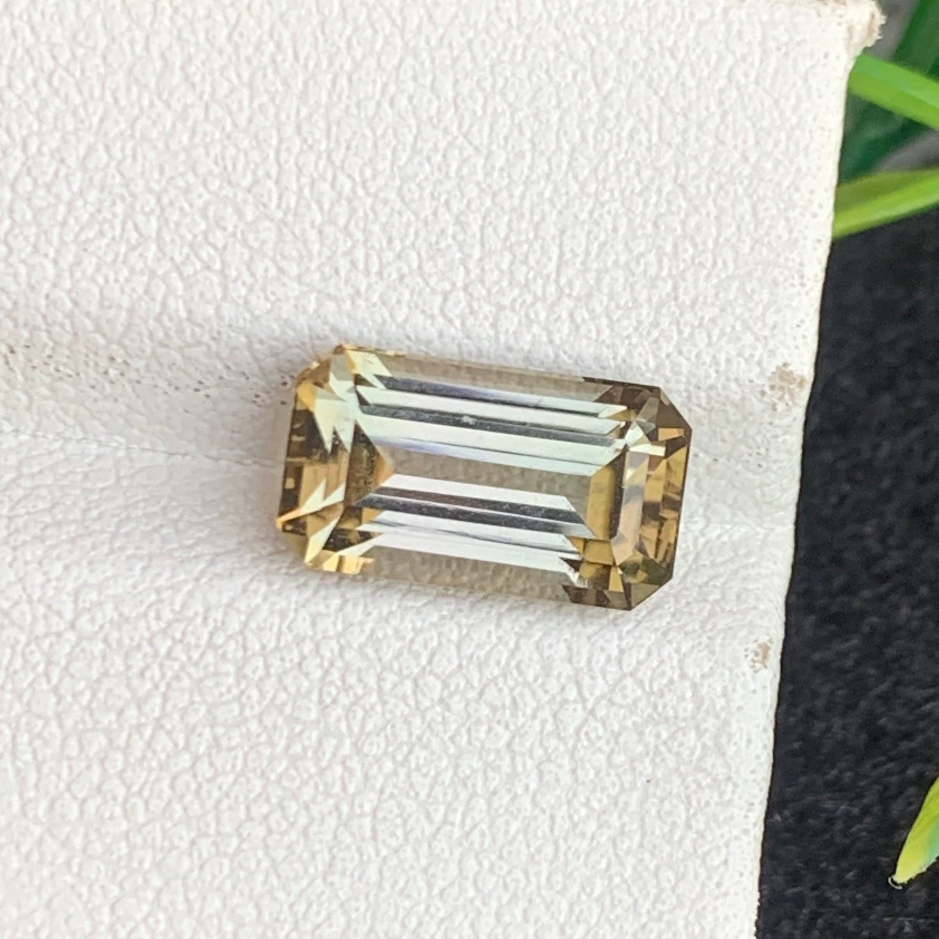 Brown Tourmaline gemstone
Brown Tourmaline  jewelry