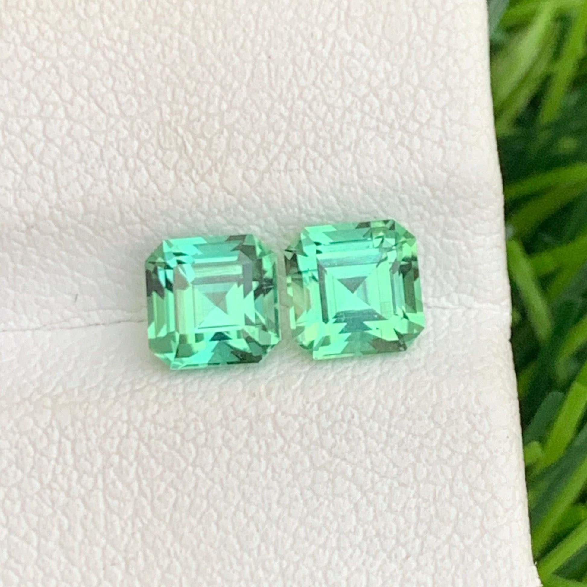 Apple green Gemstone pair