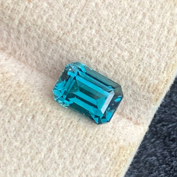 Teal Blue Tourmaline ring
Teal Blue Tourmaline pendant