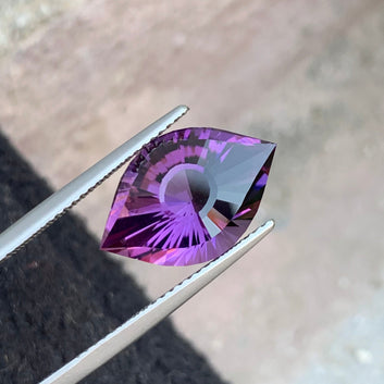 Amethyst Natural Gemstone 7.75 Carats, Eye Shape Pink Purple Amethyst