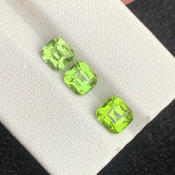 Green Peridot set
Green Peridot earrings
Green Peridot pendant