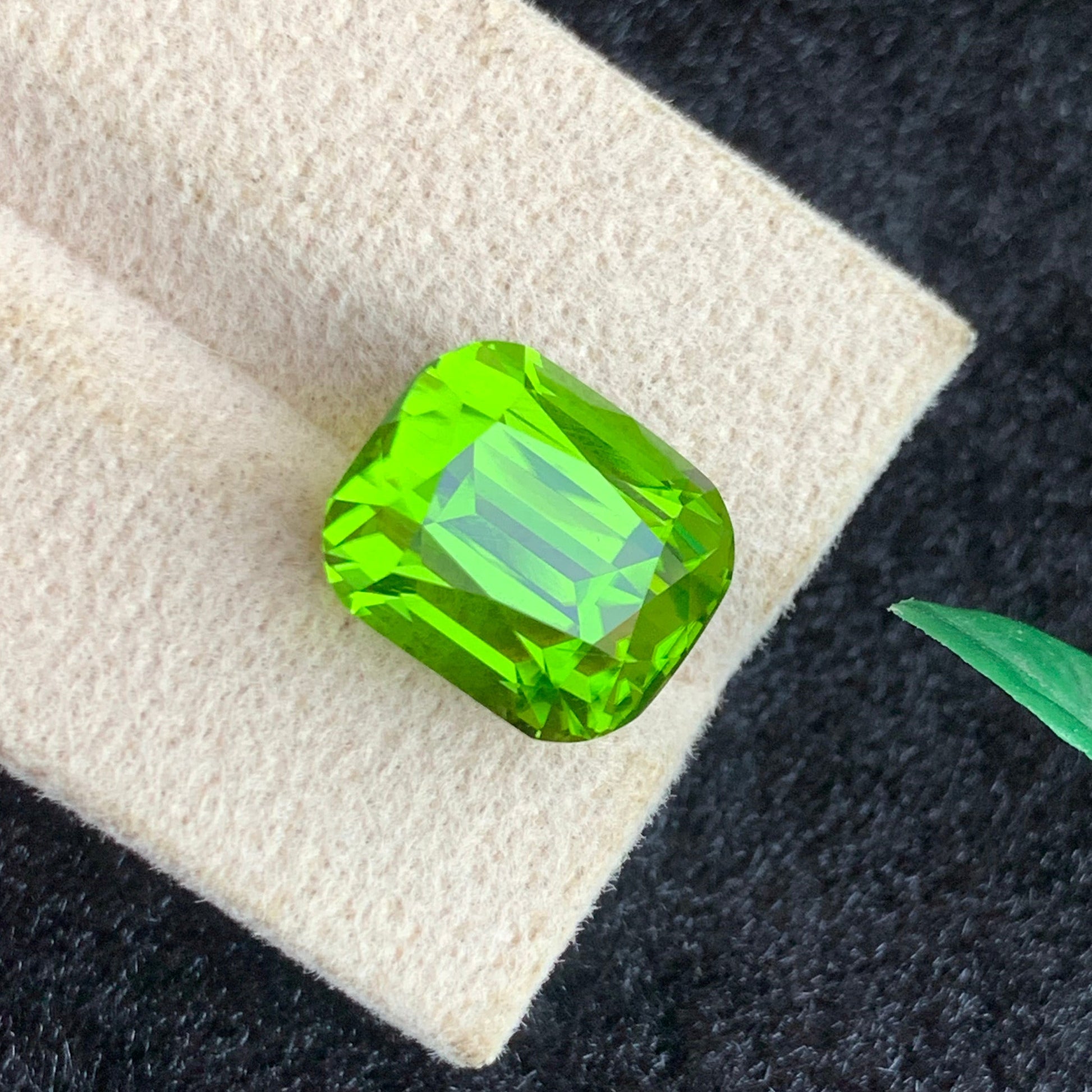 Green Peridot ring
Green Peridot pendant