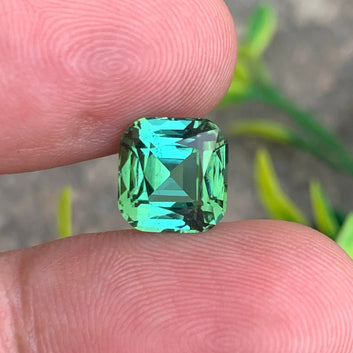 Bluish Green Tourmaline ring
Bluish Green Tourmaline pendant