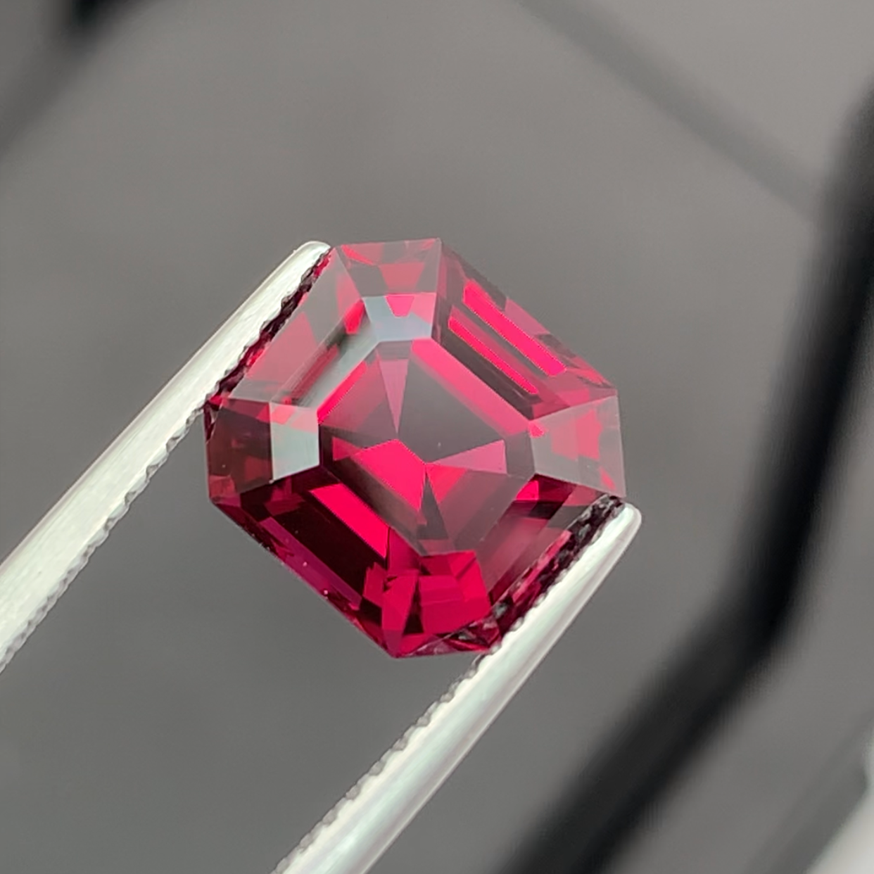 Pinkish Red Garnet 5.00 Carats – Rare African Asscher Cut Gemstone