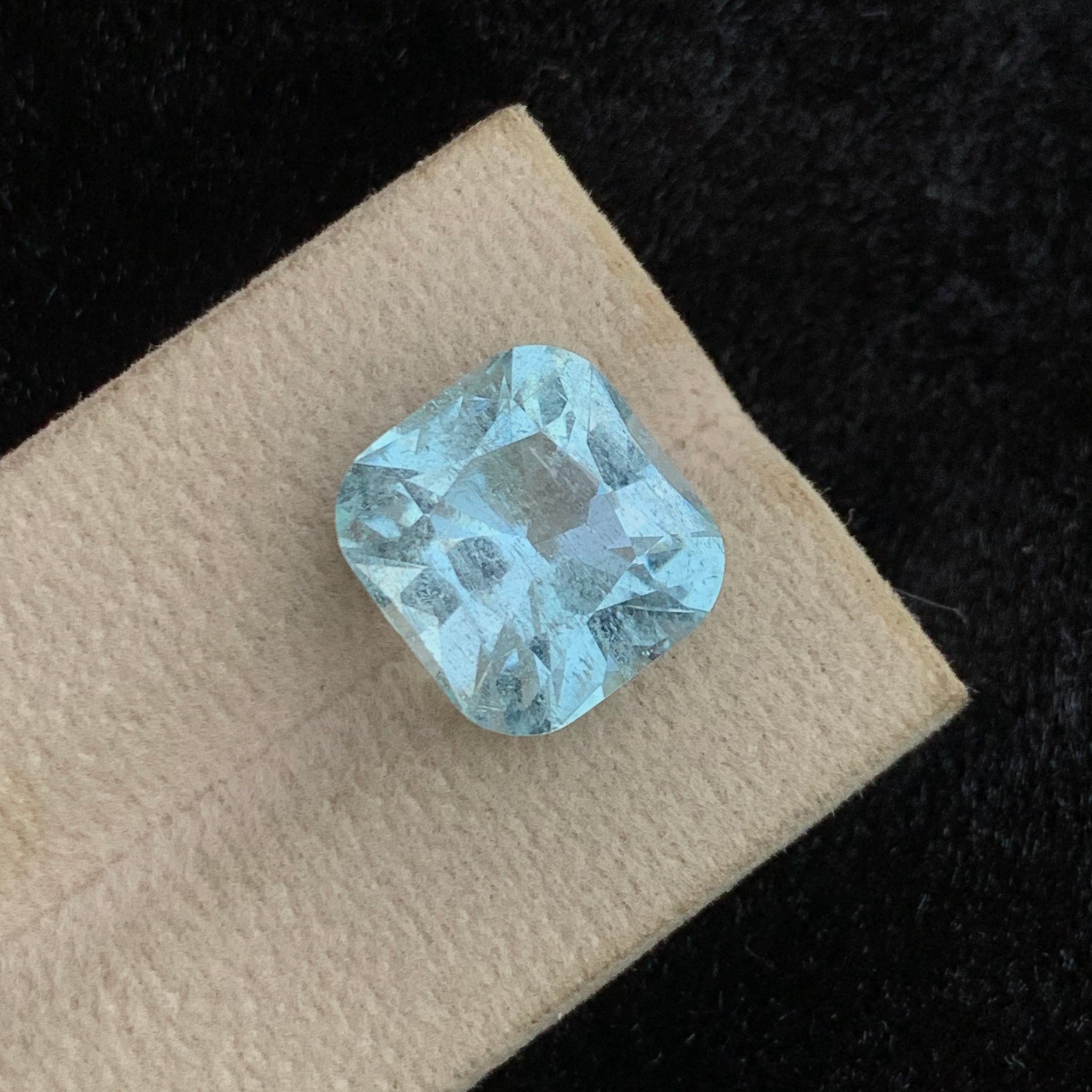 9.15 Carats Faceted Aquamarine Gemstone with Cushion Cut from Africa