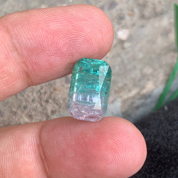 Bicolor Tourmaline ring
Bicolor Tourmaline pendant