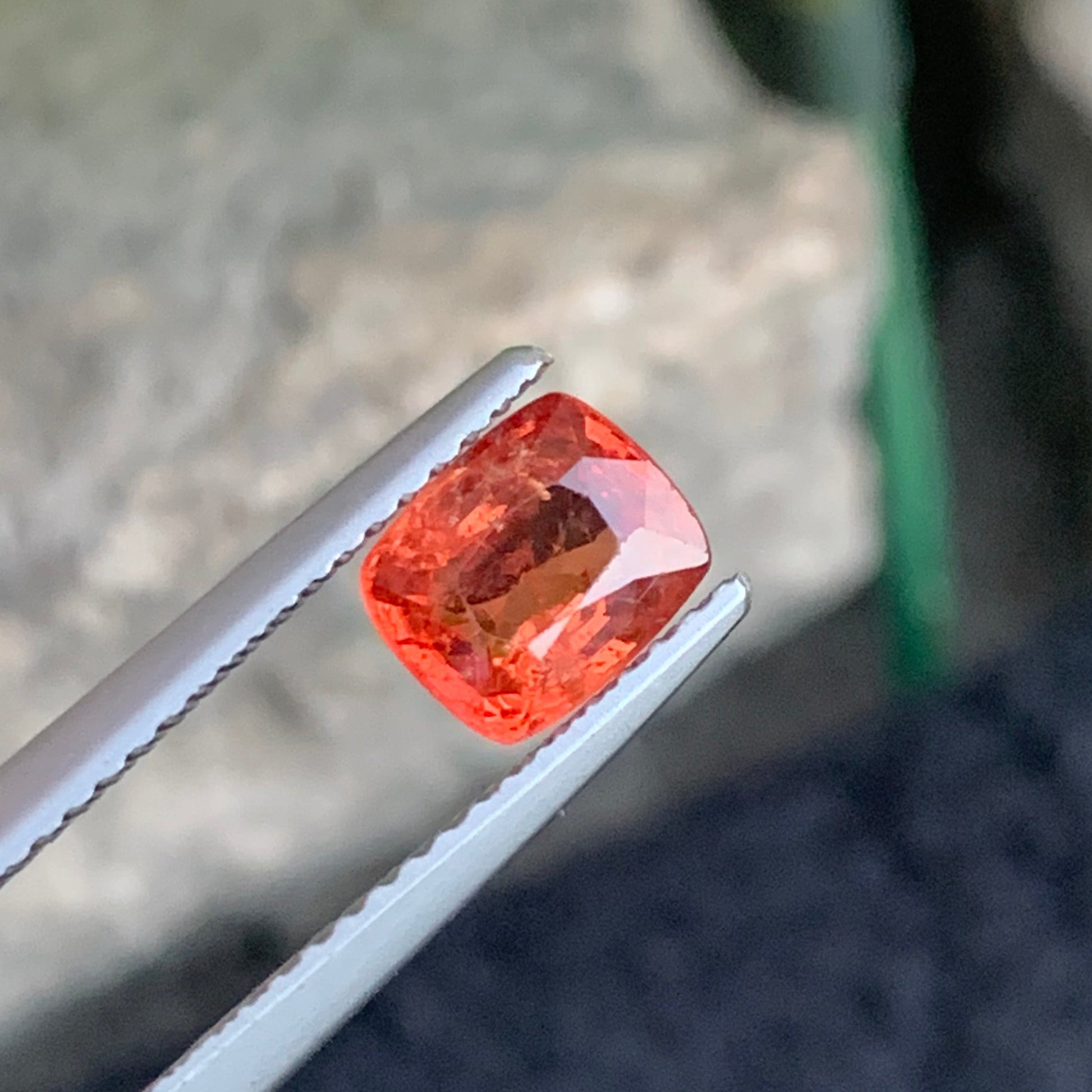 Penta spinel