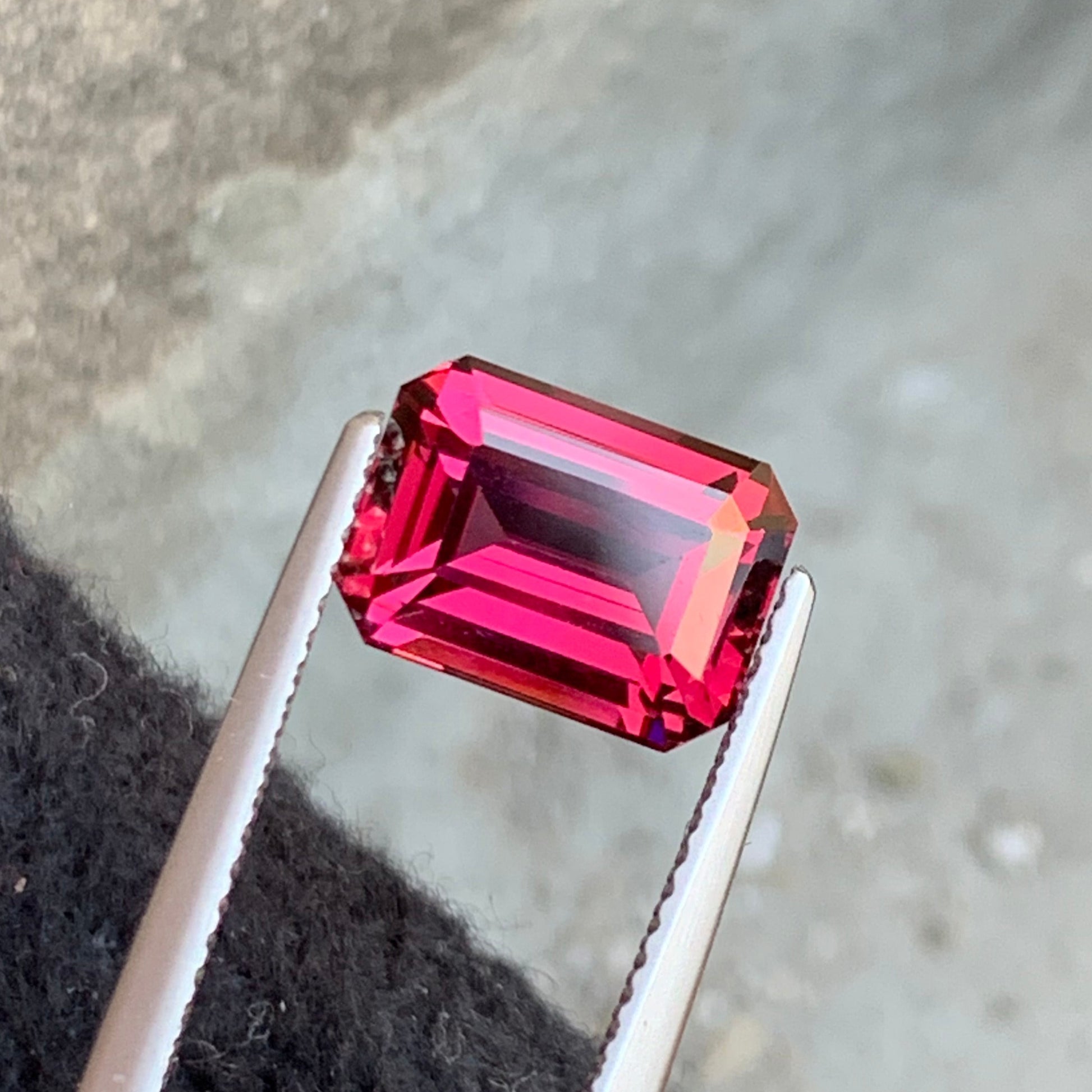 pinkish red garnet