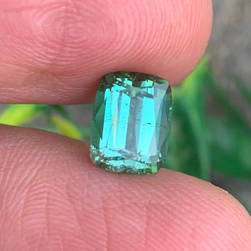 Mint Green Tourmaline ring
Mint Green Tourmaline pendant