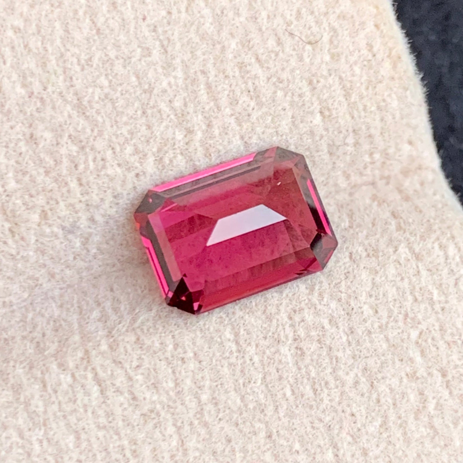 Natural umbalite garnet