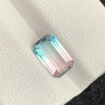 Bicolor Tourmaline ring
Bicolor Tourmaline pendant