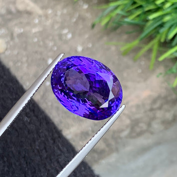 Violetish Blue Tanzanite Gemstone, 13.30 Carats Oval Shape, Loose Tanzanite