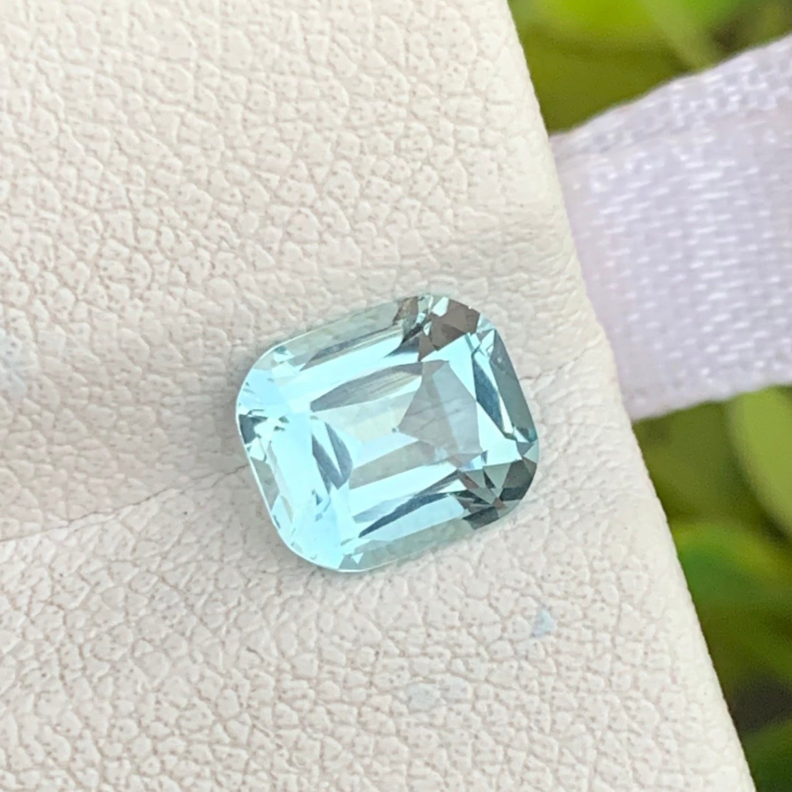 Blue aquamarine gemstone
Blue aquamarine jewelry
Blue aquamarine ring