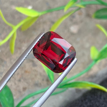 8.72 Carats Natural Rhodolite Garnet Gemstone with Cushion Shape from Tanzania