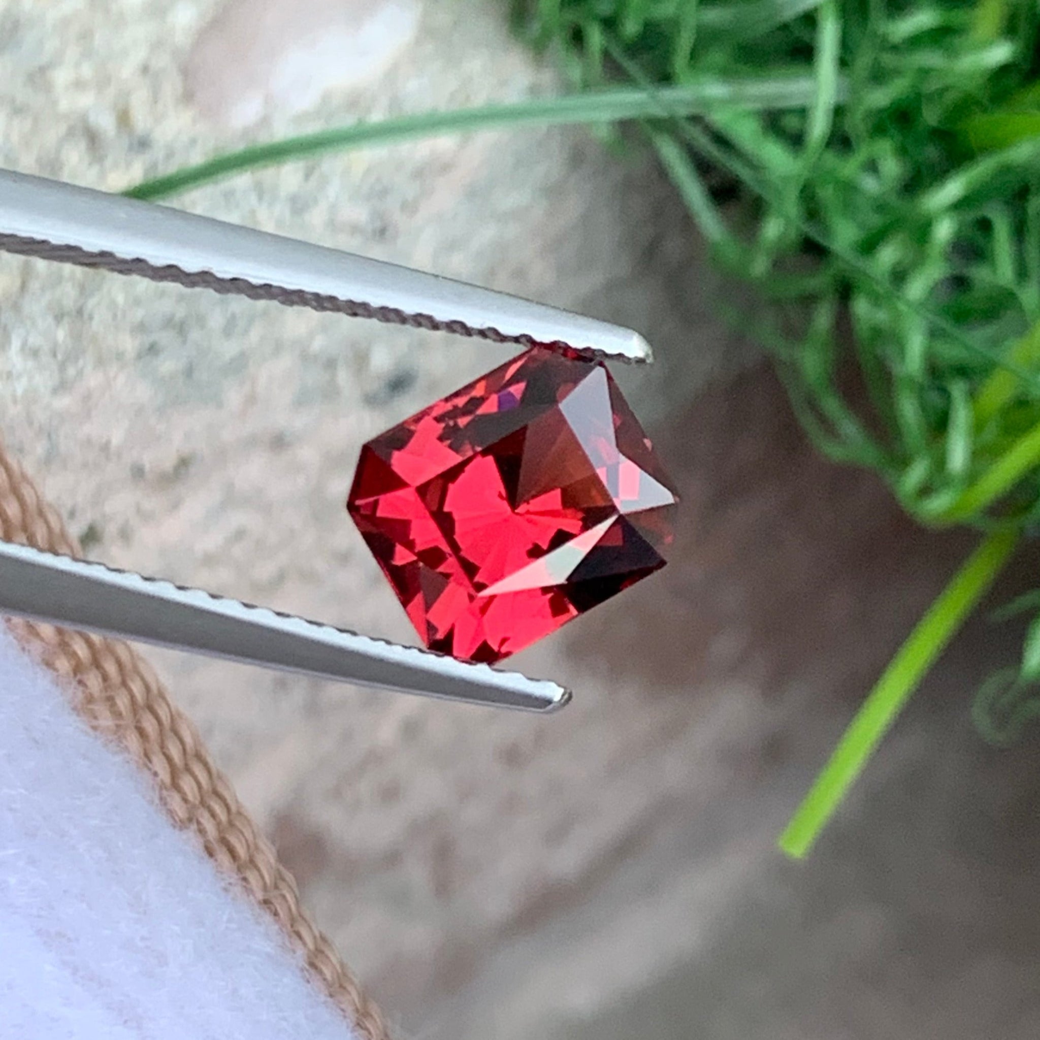 1.75 Carats Loose Red Garnet, Pink Garnet Gemstone in Fancy Shape