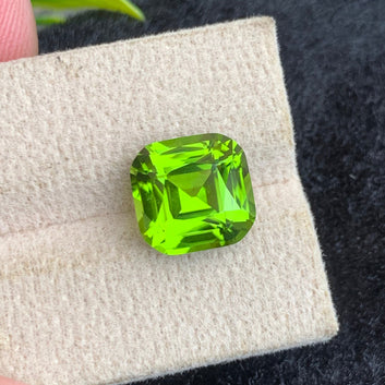 7.00 Carats Exquisite Green Peridot Gemstone with Cushion Cut from Pakistan