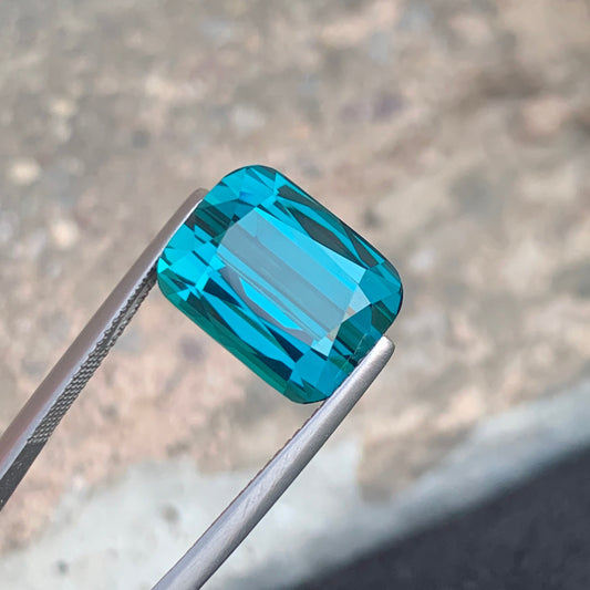 Indicolite Tourmaline ring
Indicolite Tourmaline pendant