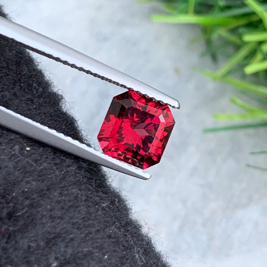 2.25 Carats Loose Red Garnet, Rhodolite Garnet Gemstone in Asscher Shape