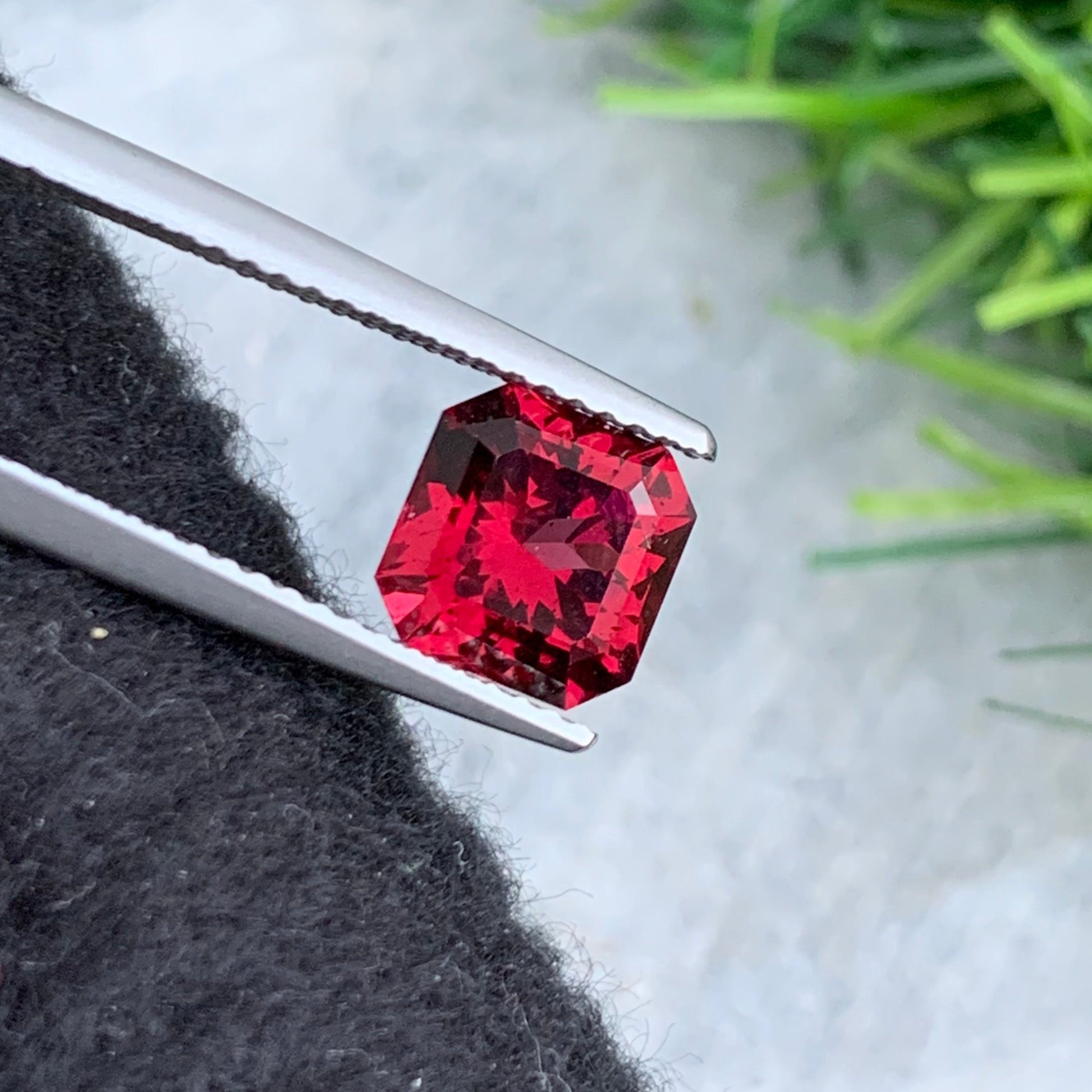 pinkish red garnet