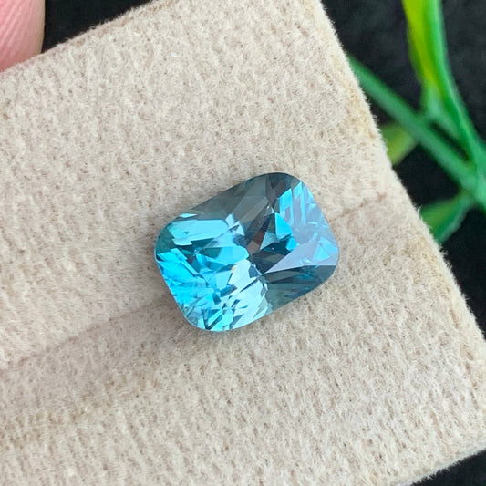 Blue Zircon gemstone
Blue Zircon jewelry