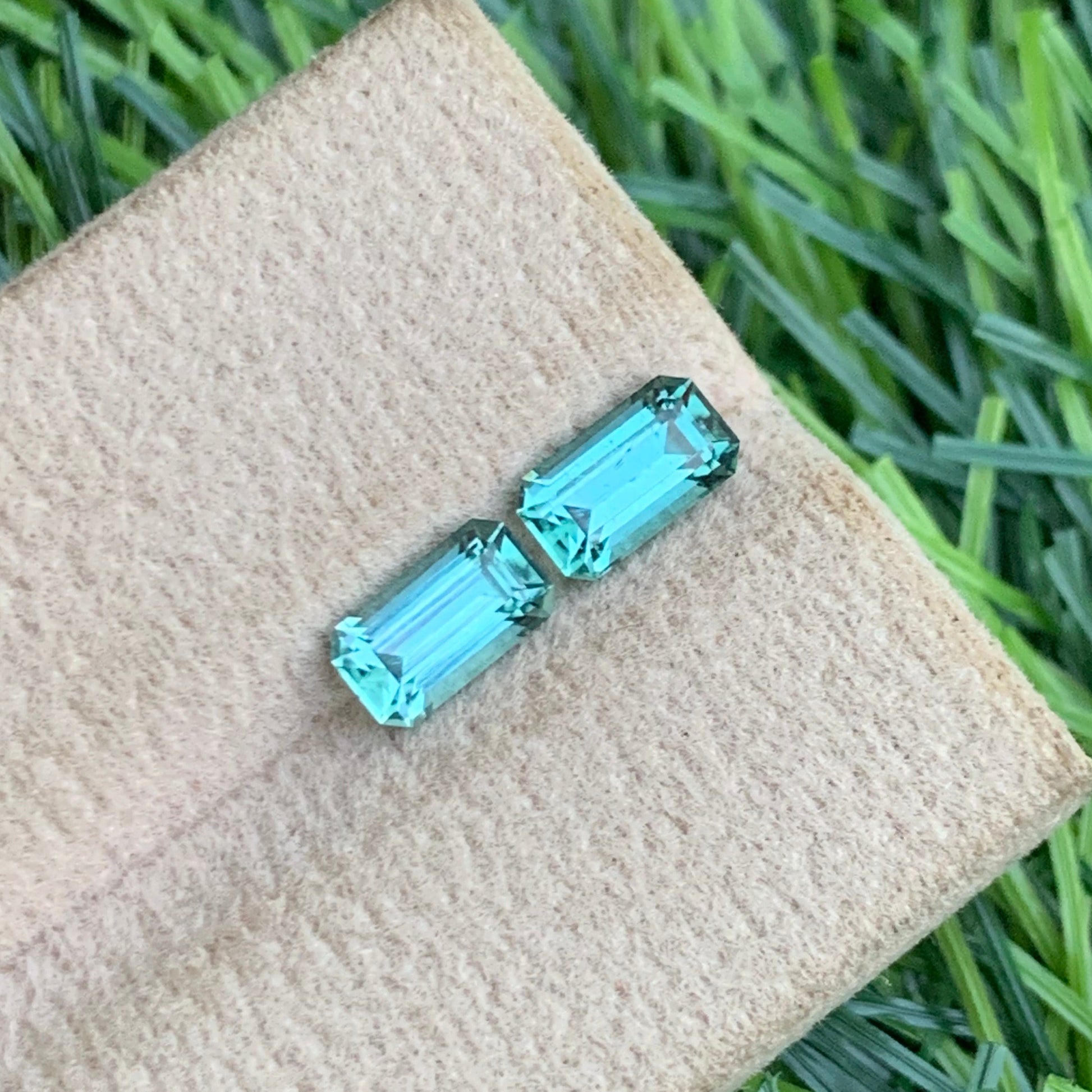 seafoam tourmaline pair
afghan seafoam tourmaline pair