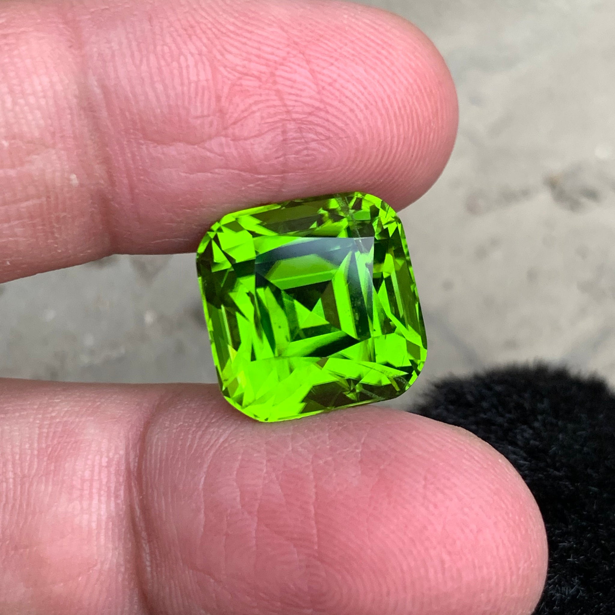 20.05 Carats Natural Green Peridot Gemstone with Beautiful Shine, Cushion Shape