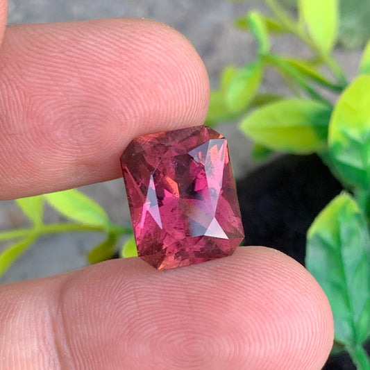 Rubellite Tourmaline gemstone
Rubellite Tourmaline jewelry