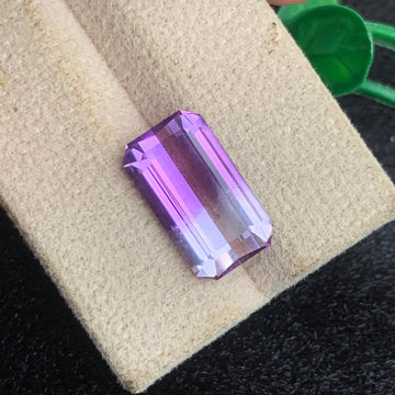  Bicolor Amethyst gemstone
 Bicolor Amethyst jewelry