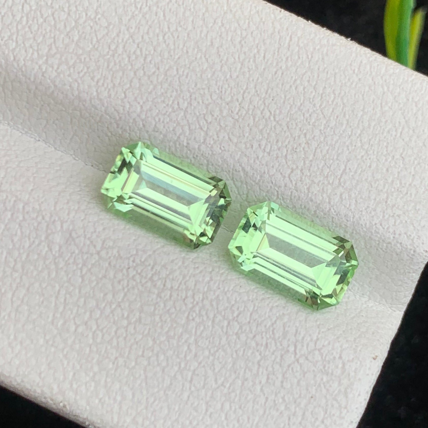 Light Green Peridot  pair
Light Green Peridot earrings