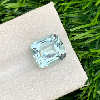 5.55 Carats Faceted Aquamarine Gemstone, Gorgeous Aquamarine Cushion Shape