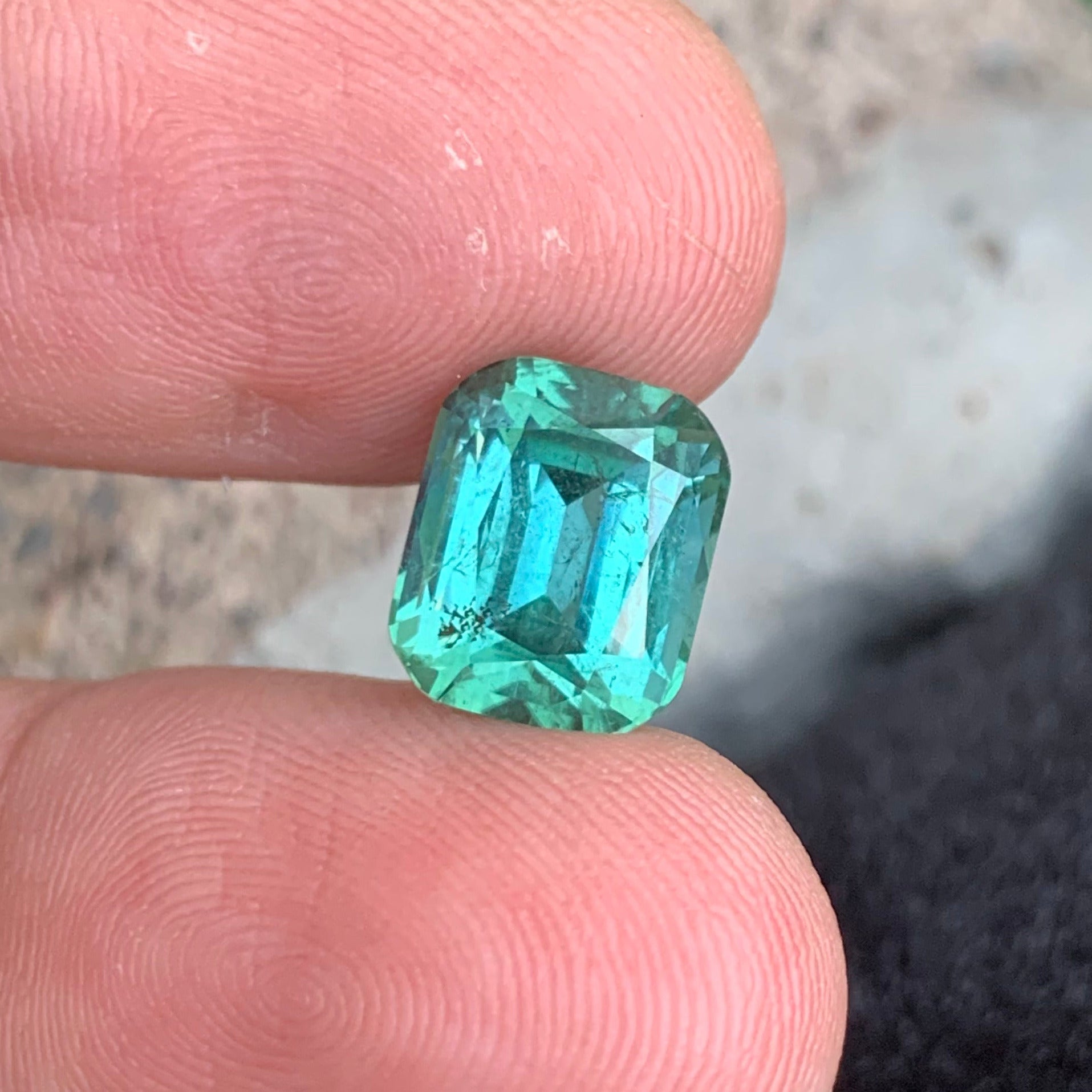 Bluish Green Tourmaline ring
Bluish Green Tourmaline pendant