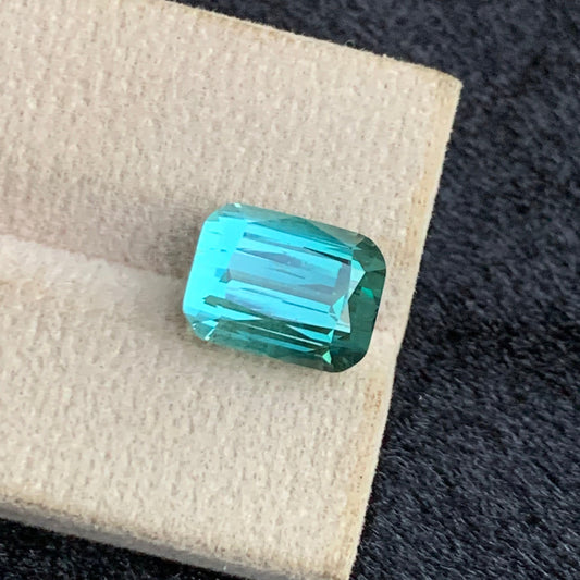 Seafoam Green Tourmaline
Seafoam Green Gemstone