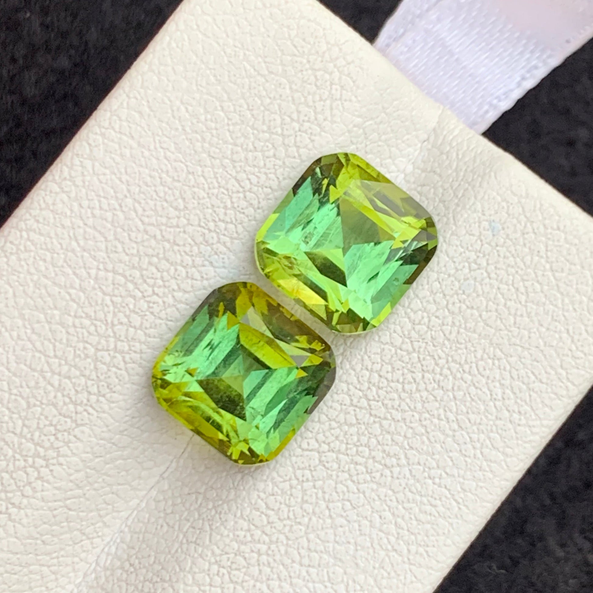 Forest Green Tourmaline 
Forest Green Tourmaline jewelry