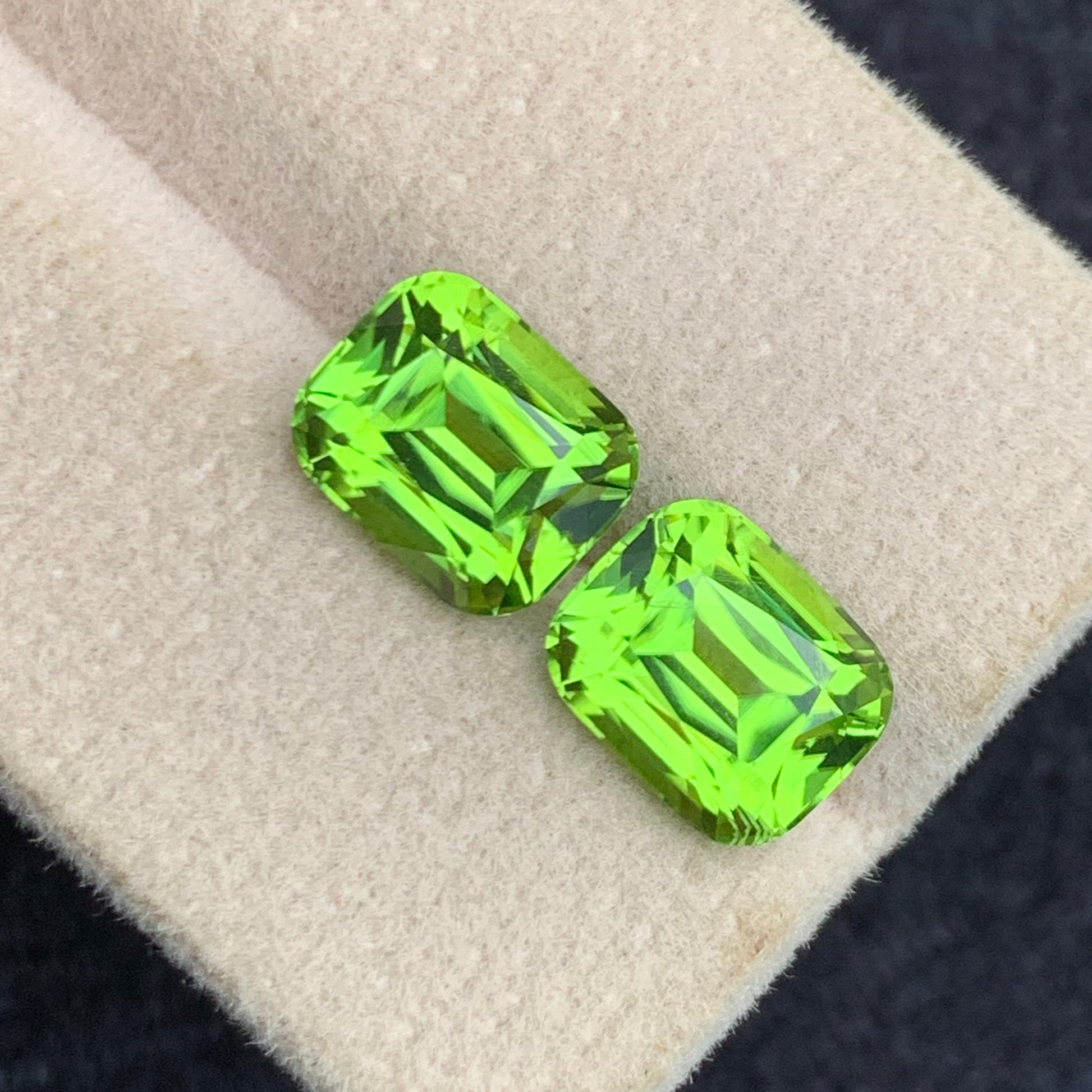 Green Peridot necklace
Green Peridot pendant