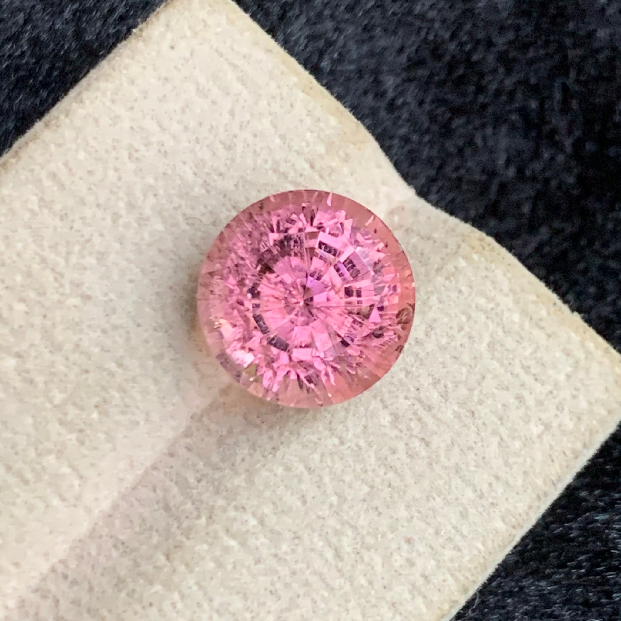 Loose Pink Tourmaline Gemstone – Round Shape 6.50 Carats from Africa