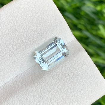 Amazing Aquamarine Gemstone, Emerald Cut 1.50 Carats