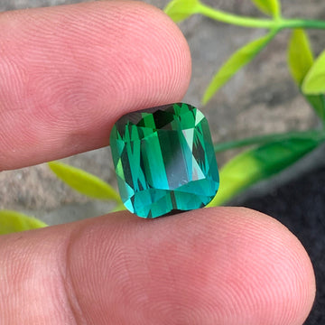 Bluish Green or Bicolor Tourmaline
Bicolor Tourmaline Ring