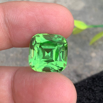 20.31 Carats Fabulous Green Rutile Peridot Gemstone with Cushion Shape from Pakistan