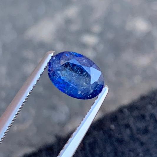 1.25 Carats Blue Sapphire, Royal Blue Sapphire Stone - Oval Shape 7.20 x 5.18 MM