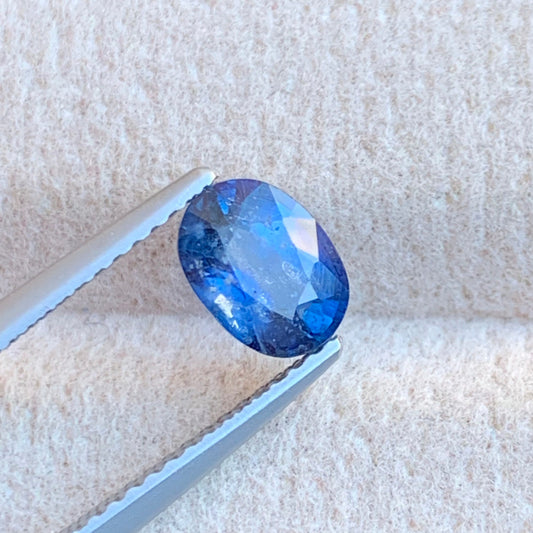 1.30 Carats Faceted Blue Sapphire, Royal Blue Sapphire Stone - Oval Shape 7.16 x 5.24 MM