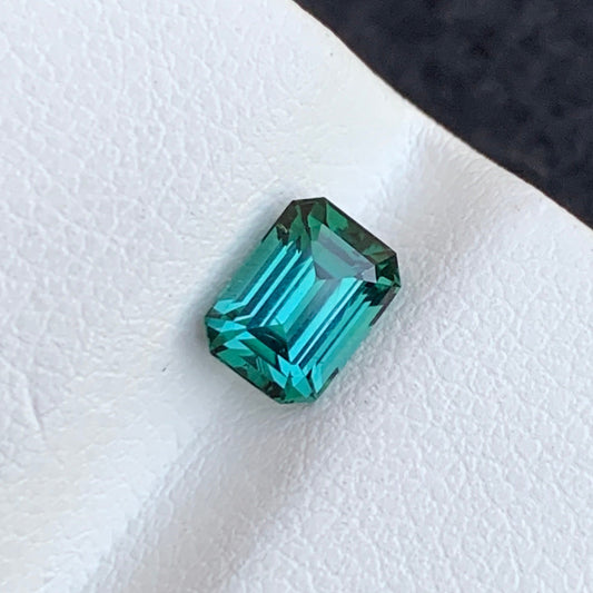 Bluish green tourmaline