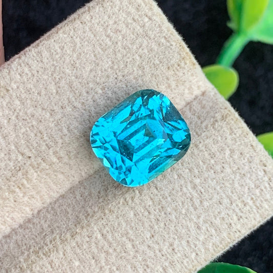 Lagoon Tourmaline gemstone
Lagoon Tourmaline jewelry
