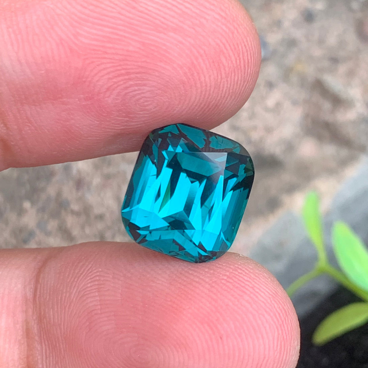 Lagoon Tourmaline ring
Lagoon Tourmaline pendant