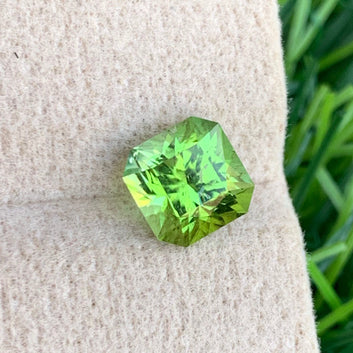 Green Peridot ring
Green Peridot pendant