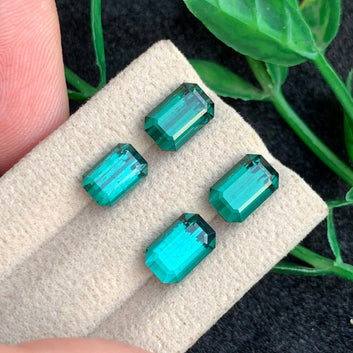 Vivid Green Tourmaline set
Vivid Green Tourmaline rings