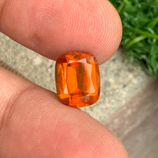 4.95 Carats Loose Hessonite Garnet, Orange Garnet Cushion Cut