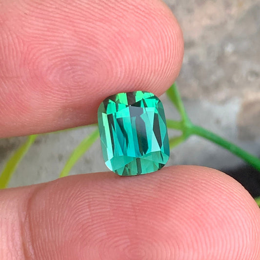 Bluish Green Tourmaline gemstone
Bluish Green Tourmaline jewelry